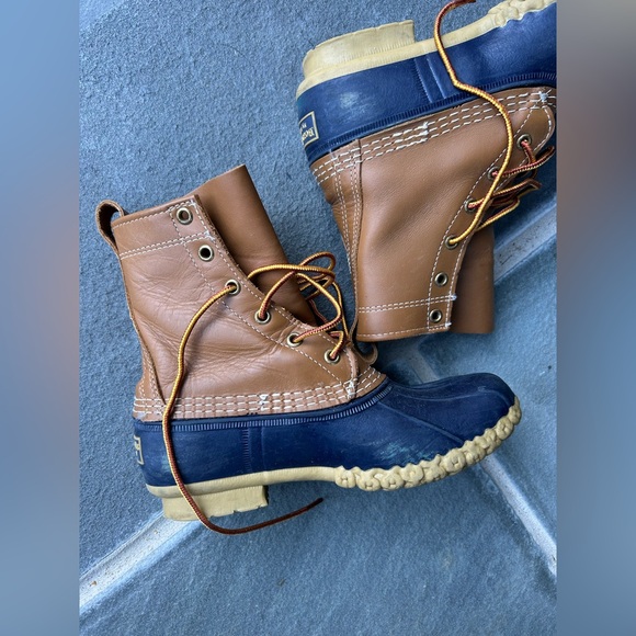 L.L Bean bean boots lightly worn - Picture 8 of 12